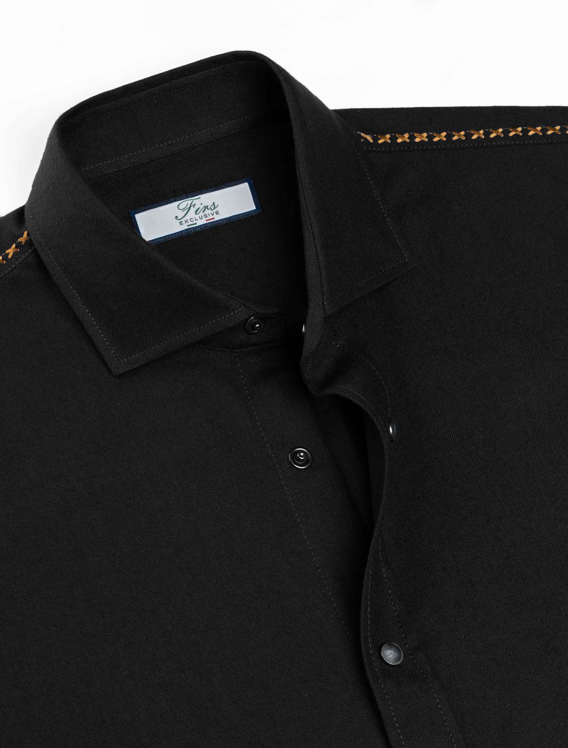 پیراهن مردانه