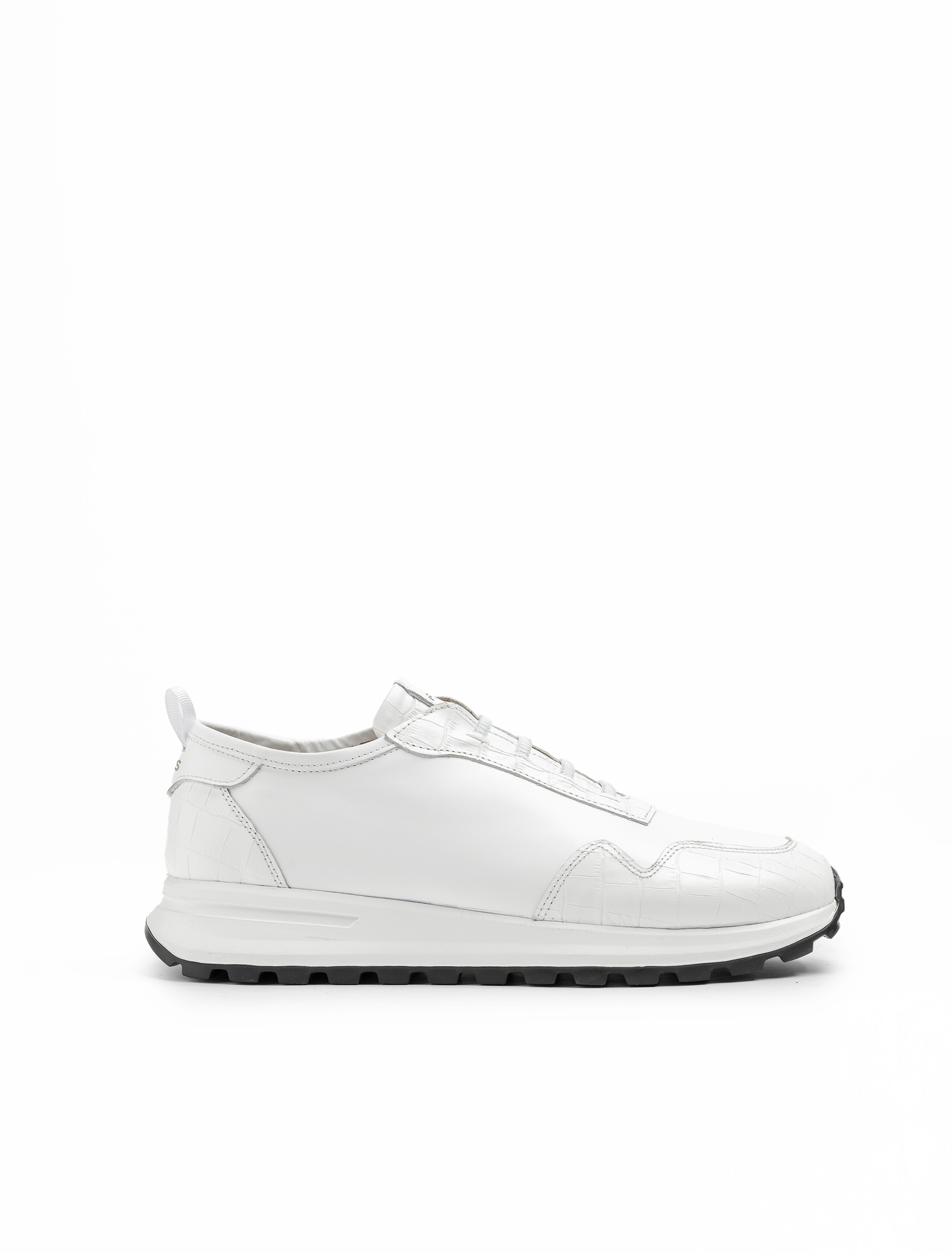 کفش کتانی چرم